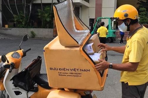 Giá cước dịch vụ bưu chính có thể được giảm tới 50%