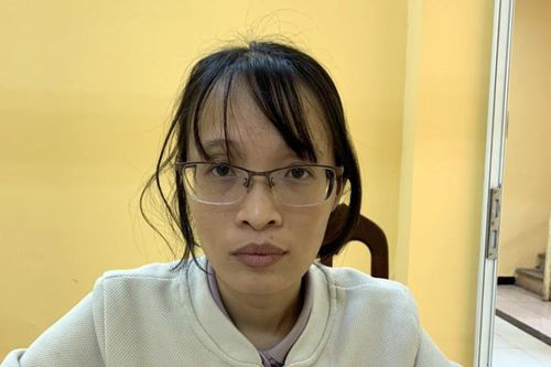 Mạo danh giảng viên Đại học, lừa tiền của bạn học