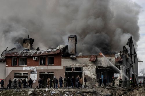 Nga bắn tên lửa 16 cơ sở quân sự Ukraine trong đêm