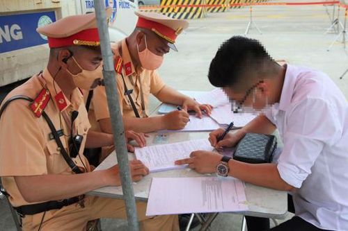 Uống từ hôm trước, hôm sau thổi vẫn bị phạt… 7 triệu đồng