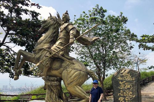 Về tượng Hưng Đạo Vương Trần Quốc Tuấn tại Khu du lịch Hồ Mây : Sẽ tiếp thu ý kiến đóng góp của các chuyên gia