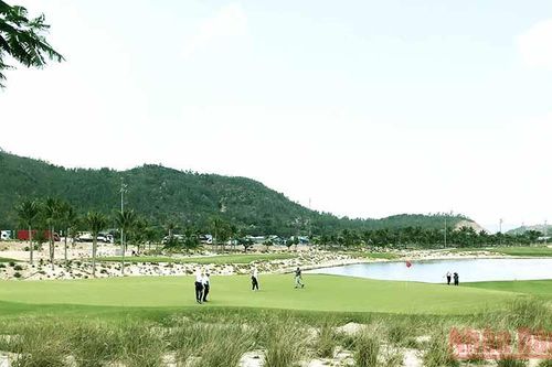 Khánh thành sân golf ven biển ở Ninh Thuận