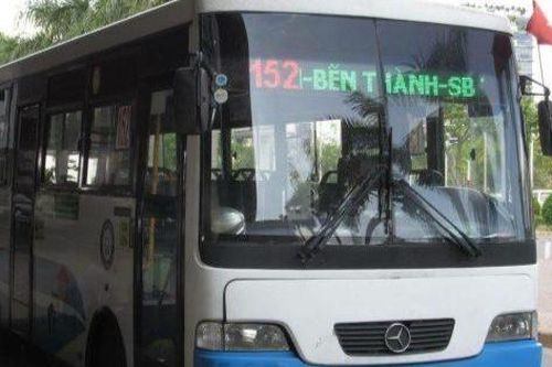 Hai tuyến xe buýt được đón khách ở ga quốc nội Tân Sơn Nhất
