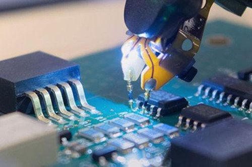 Dù thiếu nguồn cung nhưng thị trường chip bán dẫn toàn cầu vẫn tăng trưởng mạnh