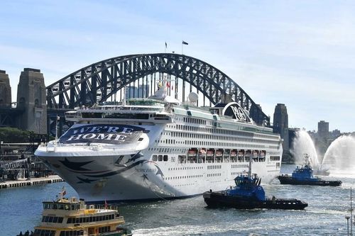 Australia đón du thuyền đầu tiên trở lại sau 2 năm đóng cửa phòng dịch COVID-19