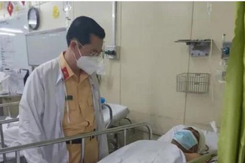 Tiền Giang: Xử lý đối tượng điều khiển xe máy tông vào thiếu tá CSGT gây chấn thương sọ não