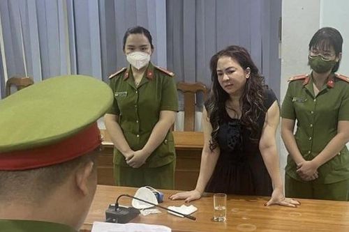 Bà Nguyễn Phương Hằng có 2 quốc tịch