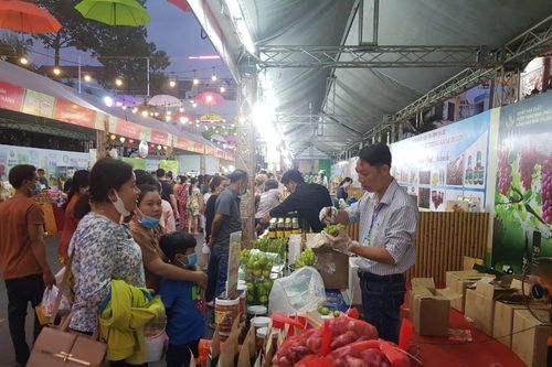 Phong phú sản vật tại Ngày hội mắm Châu Đốc