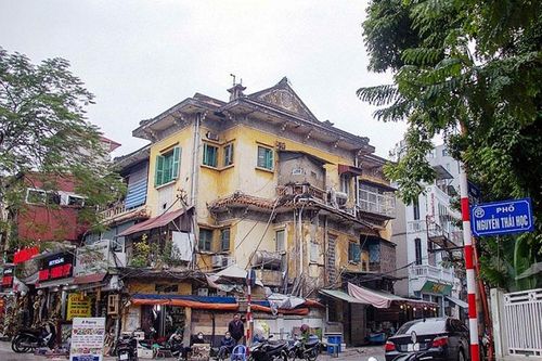 Hà Nội tạm dừng bán 600 biệt thự cũ