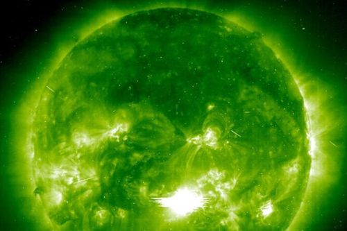 3.000 năm trước, 'thế lực' vũ trụ khiến bầu trời xanh đỏ lạ thường