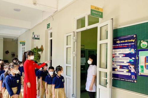 99,57% học sinh cả nước đến trường học trực tiếp