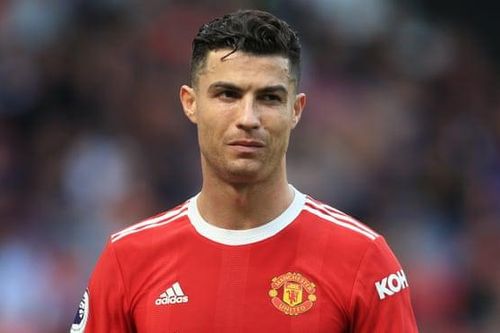 Ronaldo không tham dự trận Liverpool-M.U sau khi con trai qua đời