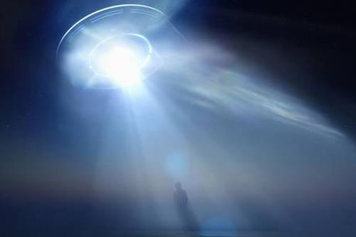 Mối nguy từ việc NASA cố tìm cách liên lạc với người ngoài hành tinh
