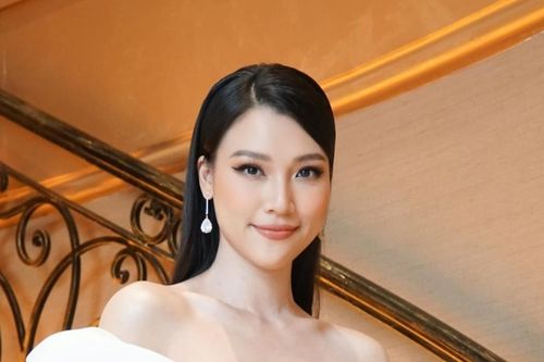 Hoàng Oanh ngọt ngào khóa môi 'một chàng trai', dân mạng rần rần thả tim
