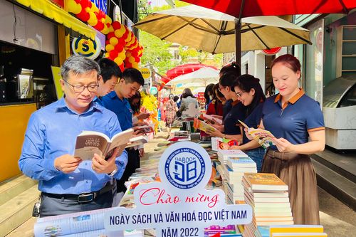 Đắk Lắk: Sôi nổi Ngày sách và Văn hóa đọc Việt Nam lần thứ Nhất