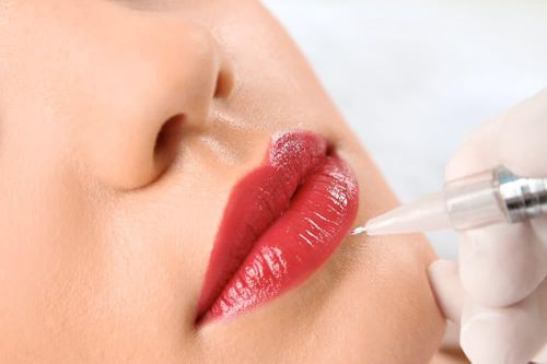 Sự thật về công nghệ cấy tinh chất tạo màu môi