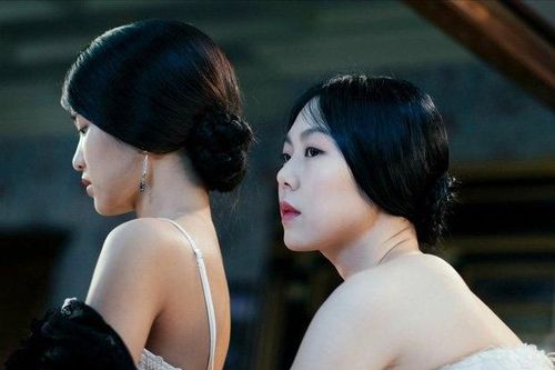 Sao hạng A Hàn Quốc mất trắng vì quan hệ với đàn ông có vợ