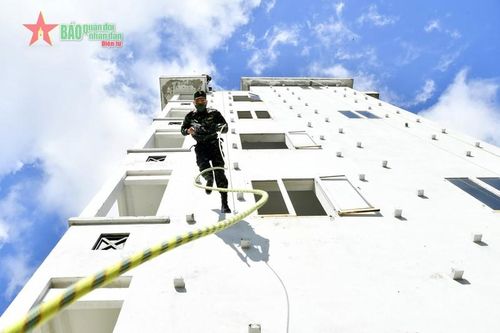 'Tuyệt kỹ' của bộ đội trinh sát