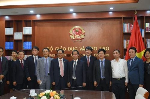 Bộ trưởng Nguyễn Kim Sơn tiếp Đại sứ Hàn Quốc tại Việt Nam