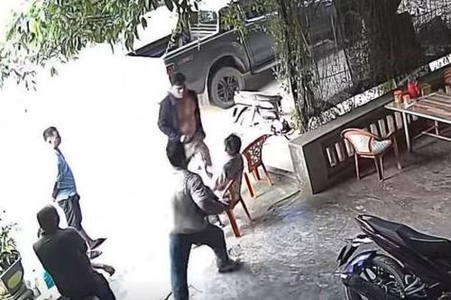 Công an vào cuộc vụ nhóm người đánh chủ nhà bất tỉnh