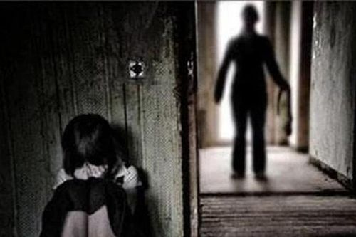 Bắt người đàn ông 70 tuổi dâm ô hai bé gái học lớp 5 ở Hà Tĩnh