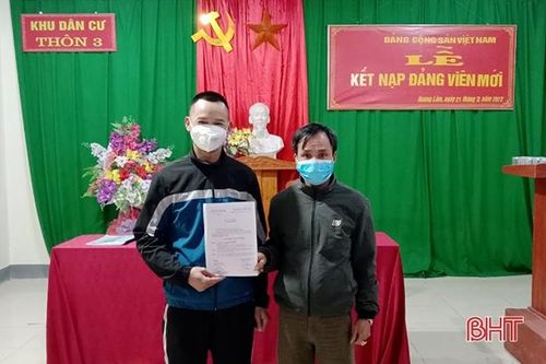 Xã vùng biên Hà Tĩnh chú trọng tạo nguồn phát triển đảng viên