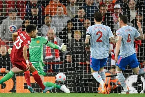 MU lập hàng loạt kỷ lục buồn sau khi thua Liverpool
