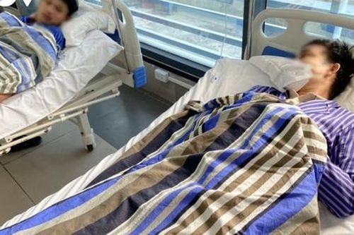 Ăn rau rừng, 9 người phải nhập viện cấp cứu