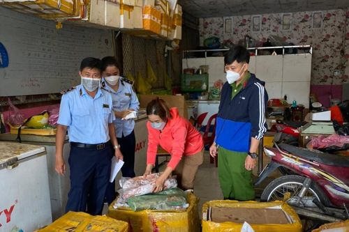 Lực lượng quản lý thị trường: Cao điểm kiểm tra xử lý vi phạm về an toàn thực phẩm