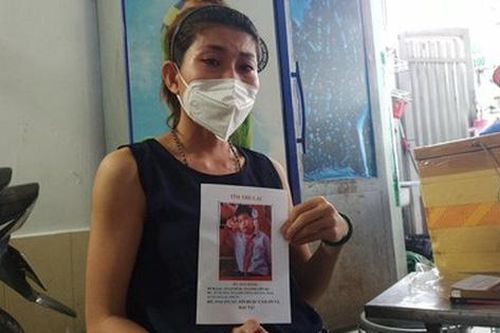 Tìm con trai 'mất tích' 22 ngày: Mẹ trẻ khóc ngất, không đêm nào ngủ được