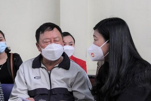 Chủ tịch Mặt trận Hà Nội thăm hỏi, hỗ trợ nạn nhân vụ hỏa hoạn