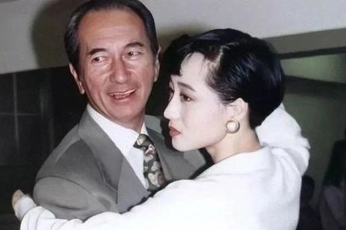 Cuộc chiến giành tài sản của gia đình tỷ phú sòng bạc Hà Hồng Sân