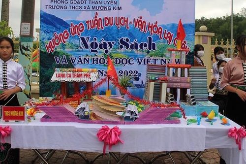 Lan tỏa tình yêu sách cho học sinh vùng cao
