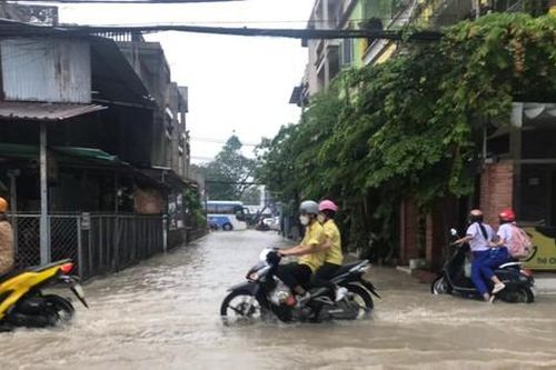 Hàng chục năm sống chật vật giữa vùng ngập nặng thành phố Biên Hòa