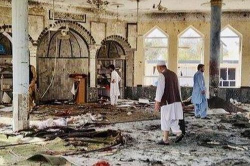 Afghanistan rung chuyển bởi những vụ nổ chết người