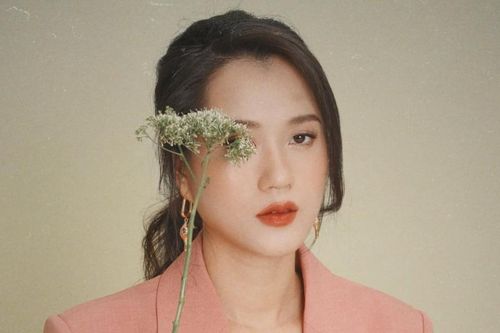 Lâm Vỹ Dạ tâm sự từng có suy nghĩ không thể tiếp tục làm nghệ thuật