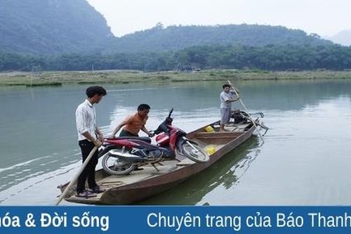 Bên trong ngôi làng biệt lập bên bờ sông Mã