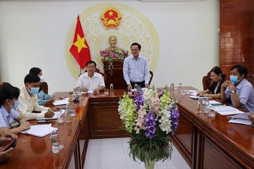 Thường trực Hội đồng nhân dân tỉnh khảo sát kết quả thực hiện chính sách, chế độ ưu đãi người có công ở huyện Tân Hồng
