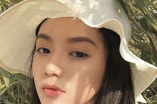 Biết mỗi tháng tôi kiếm được nửa tỷ, mẹ bạn trai giận dỗi bắt chúng tôi chia tay