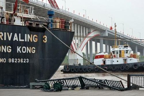 Cận cảnh nỗ lực giải cứu tàu Hong Kong (Trung Quốc) đâm va ở Hải Phòng