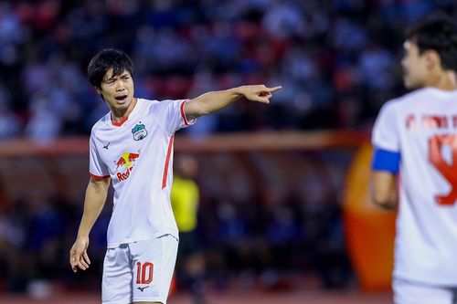 Công Phượng, Văn Toàn thất vọng với ngoại binh HAGL