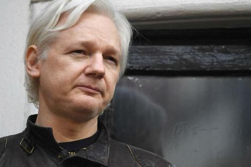 Tòa án Anh chấp thuận dẫn độ nhà sáng lập Wikileaks, Julian Assange, sang Mỹ