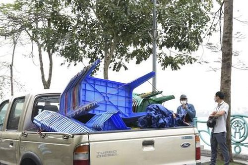 Hà Nội ra quân 'giành' lại ghế đá hồ Tây