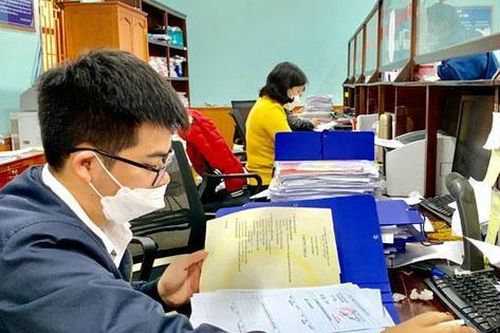 Có trình độ tiến sỹ, công chức được hỗ trợ 100 triệu đồng
