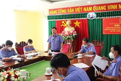 VKSND tỉnh Vĩnh Long tổ chức Hội nghị tập huấn, rút kinh nghiệm trong công tác văn phòng