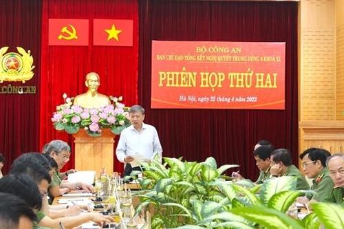 Tổng kết Nghị quyết Trung ương 8 khóa XI trong CAND đạt hiệu quả, toàn diện