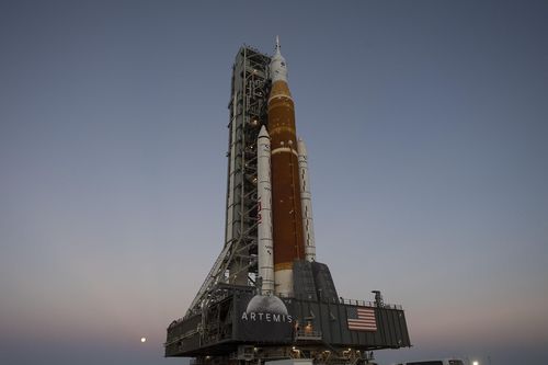 Tên lửa đẩy SLS gặp sự cố, kế hoạch lên Mặt trăng của NASA lại bị hoãn
