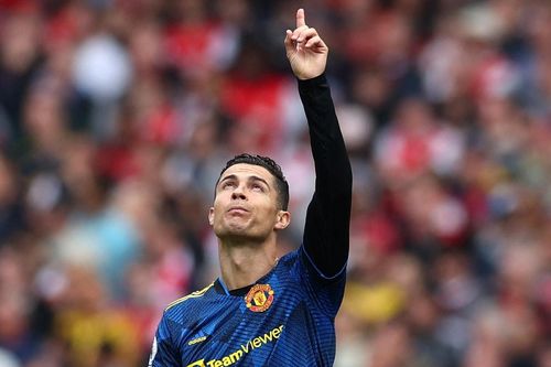 Ronaldo tặng bàn thắng cho con trai đã mất