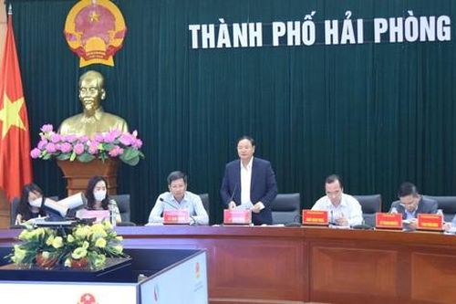 Khai thác tối đa, bảo đảm phát triển bền vững môi trường biển
