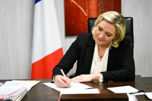 Bầu cử tổng thống Pháp: Cơn 'địa chấn' với châu Âu nếu bà Le Pen chiến thắng